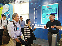 The delegation visits the Shenzhen Institutes of Advanced Technology, CAS